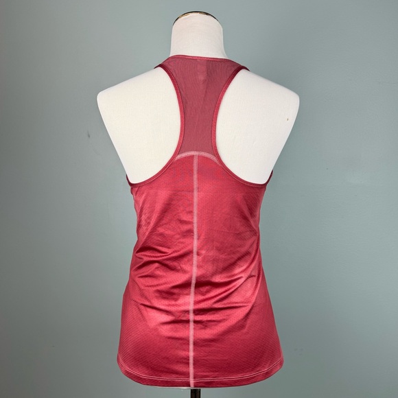 Under Armour Athletic Top - Picture 6 of 7